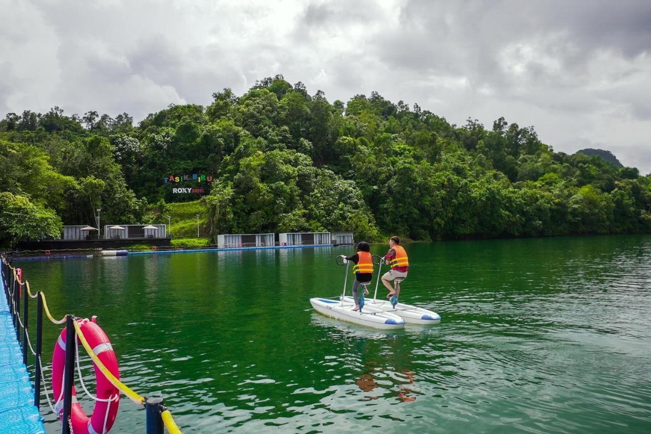 Roxy Tasik Biru Resort City Bau Esterno foto